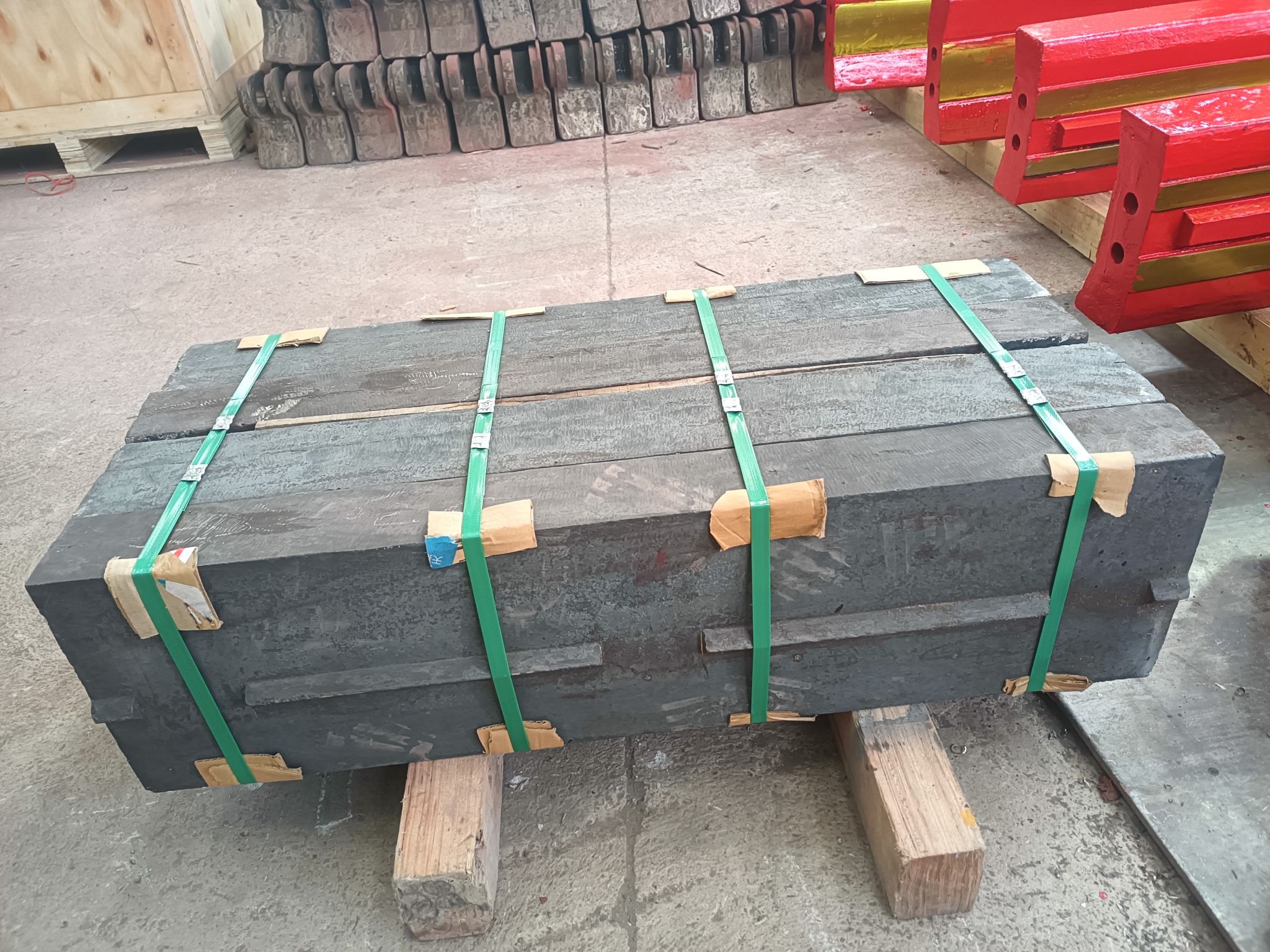High Manganese Chrome Impact Crusher Blow Bar Hammer Spare Wear Parts 