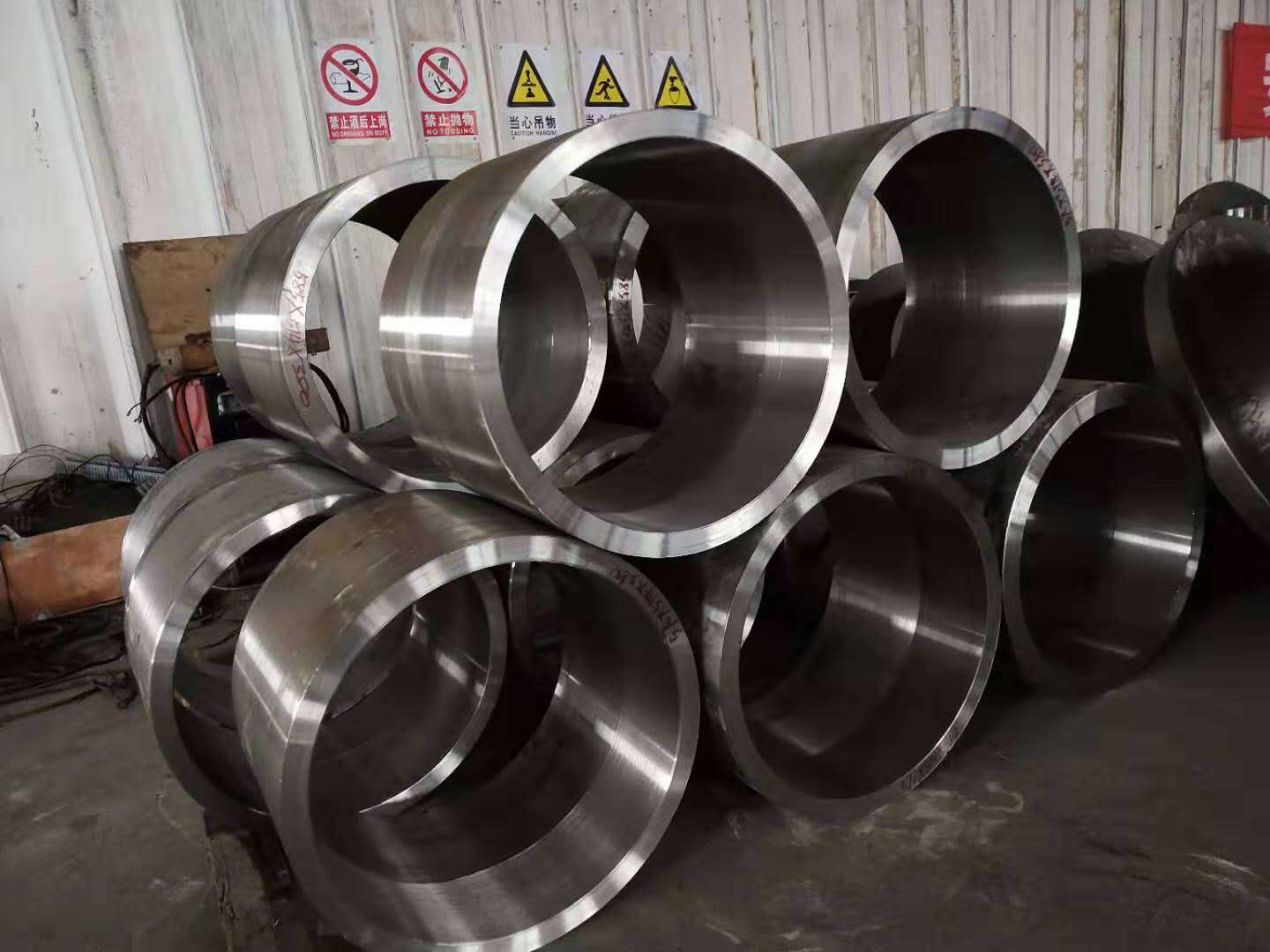 Roller Sheet High Manganese Steel Casting Roll Crusher Parts