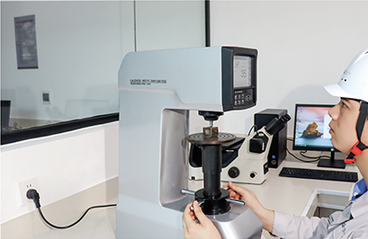 Analysis of key influencing factors on the bonding strength of bimetallic composite wear-resistant parts